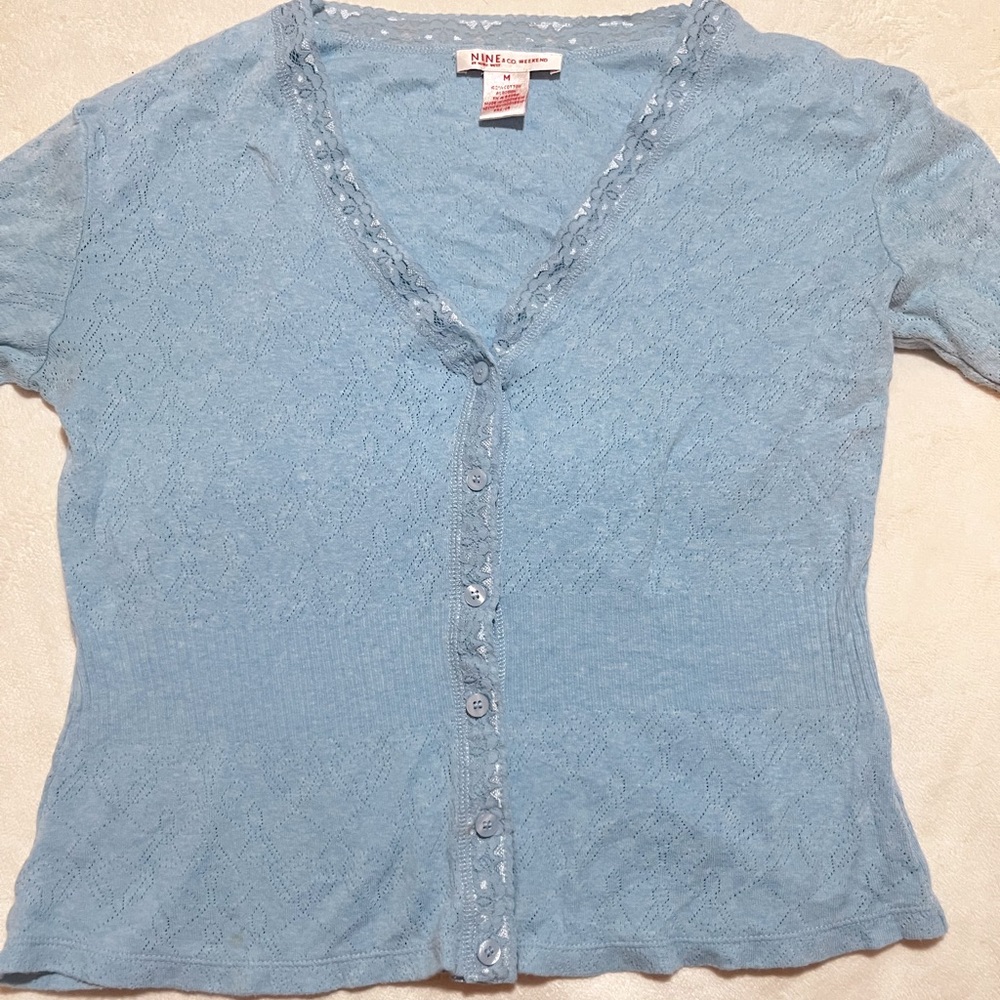 Nine & Co light blue long sleeve buttoned shirt